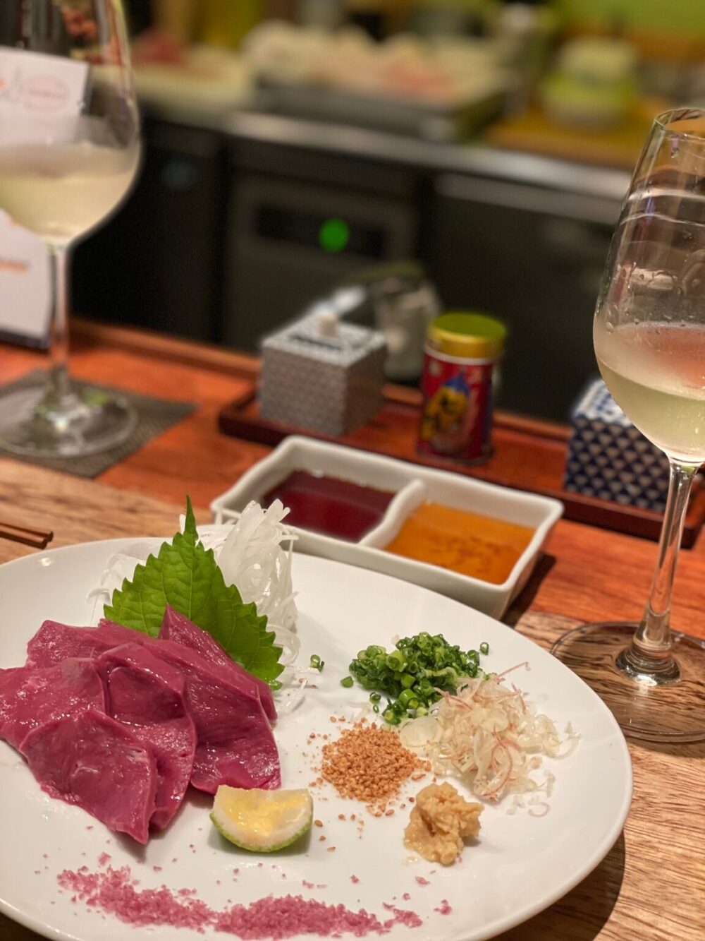 博多名物のとりかわが食べられるお店琥珀の月のお料理