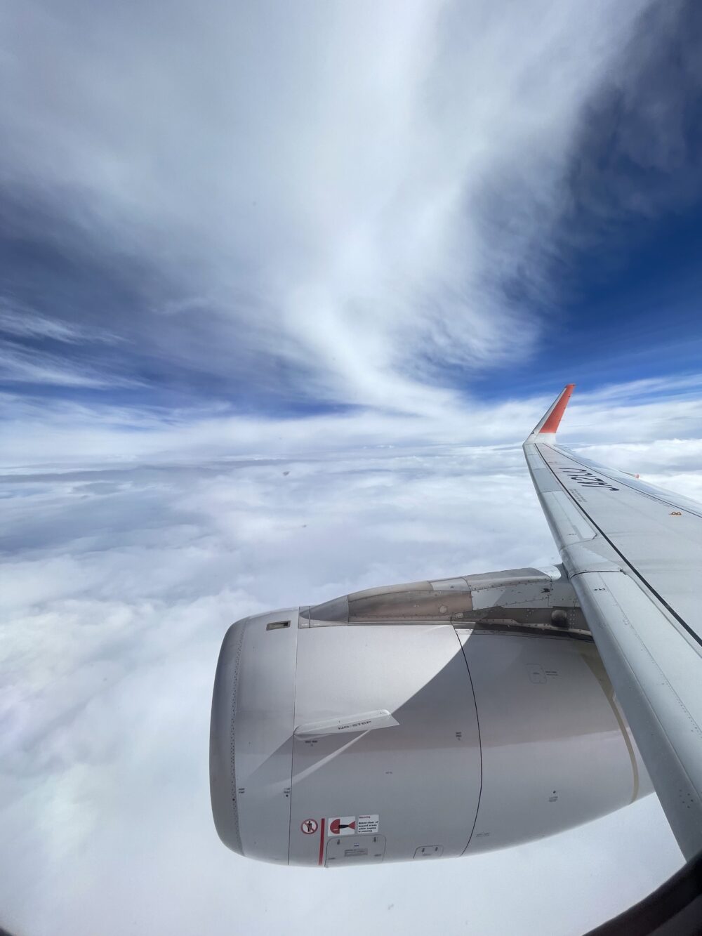 飛行機からの雲海