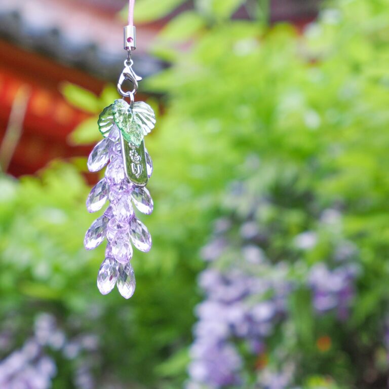春日大社公式サイトより(藤守の写真)