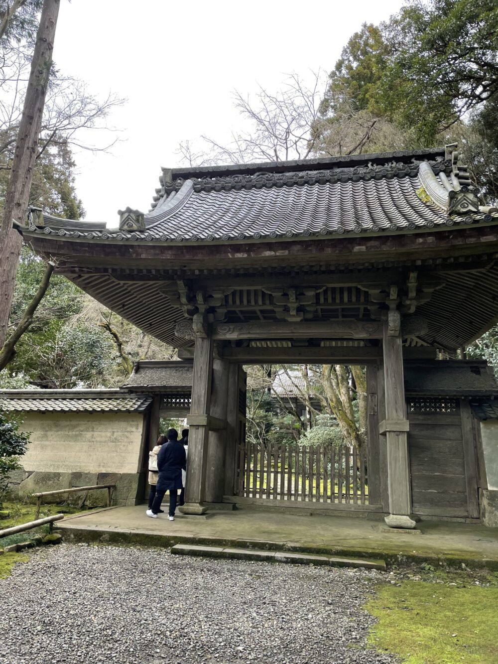 龍潭寺の歴史ある山門